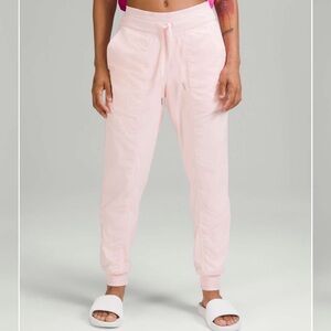 Lululemon Dance Studio Mid-Rise Lined Jogger